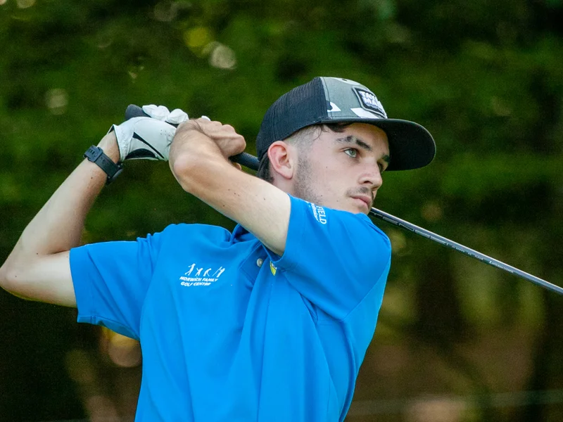 Norfolk lose out to local rivals